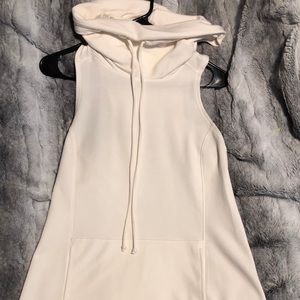Calia by Carrie Underwood XS Cream  jacket.